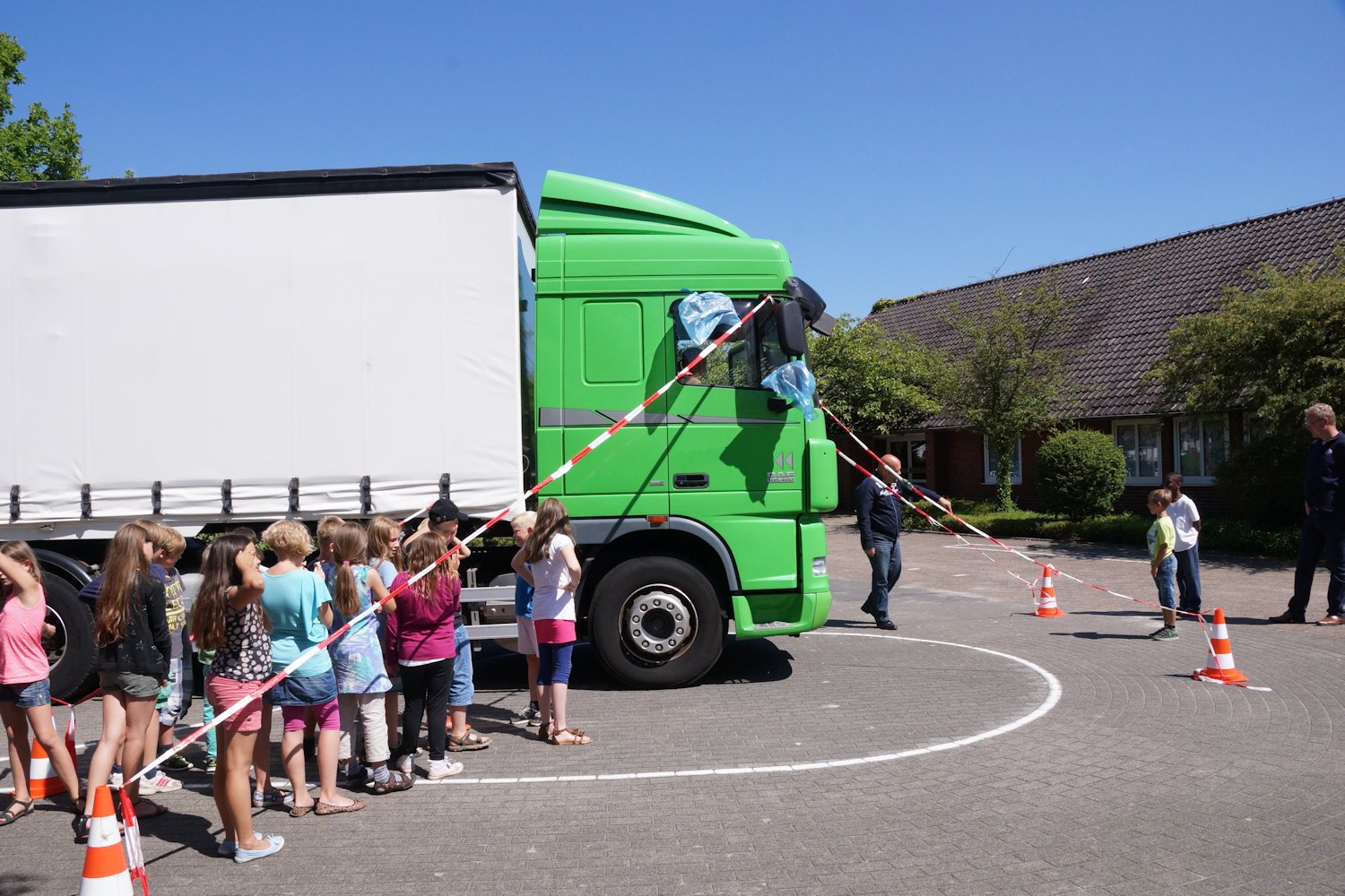 LKW Toter Winkel Schüler Grundschule