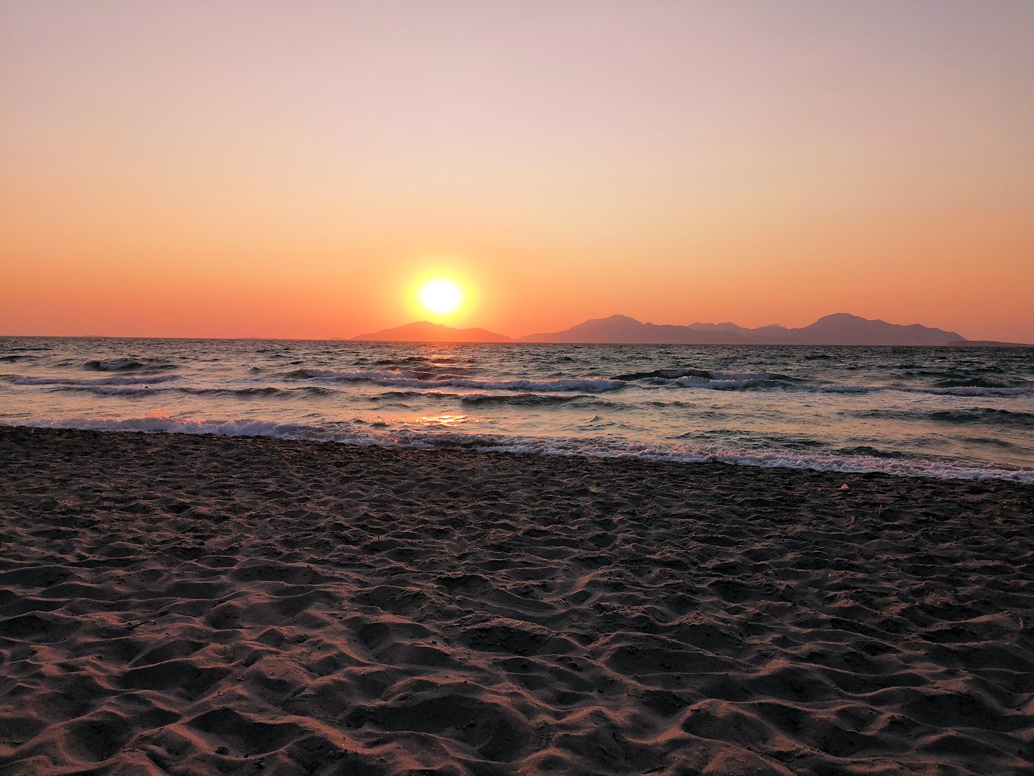 Sonnenuntergang auf Kos am Strand